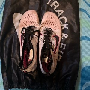 Nike track mid distance spikes